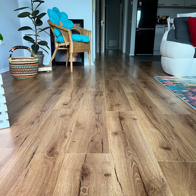 Konig Essence Oak Robust Fumed 8mm (Laminate Flooring)