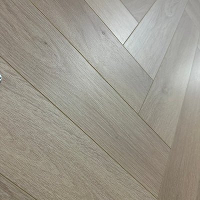 Konig Prestige Light Oak Herringbone (Laminate Flooring)