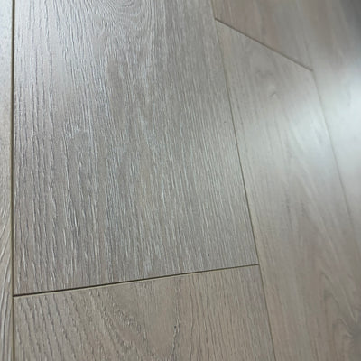 Konig Essence Glazed Oak 8mm (Laminate Flooring)