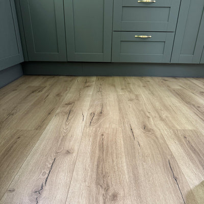 Konig Essence Pro Pale Oak Robust 12mm - Wood Floor Store