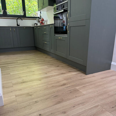 Konig Essence Pro Pale Oak Robust 12mm - Wood Floor Store