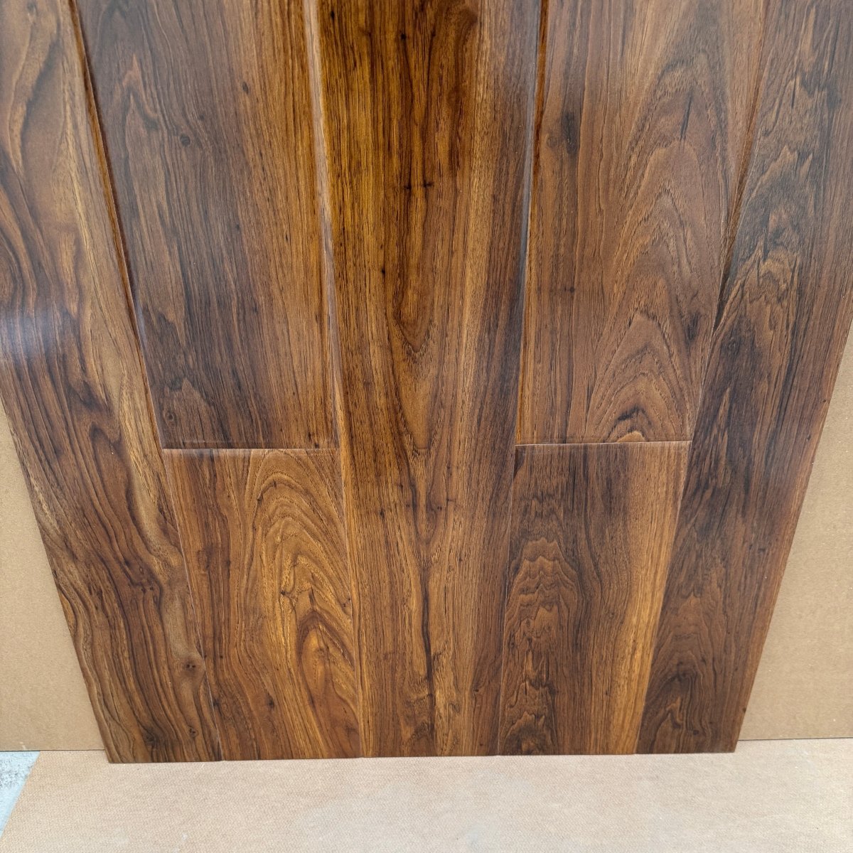 Konig Essence Pro Walnut Gloss 12mm (Laminate Flooring) - Wood Floor Store