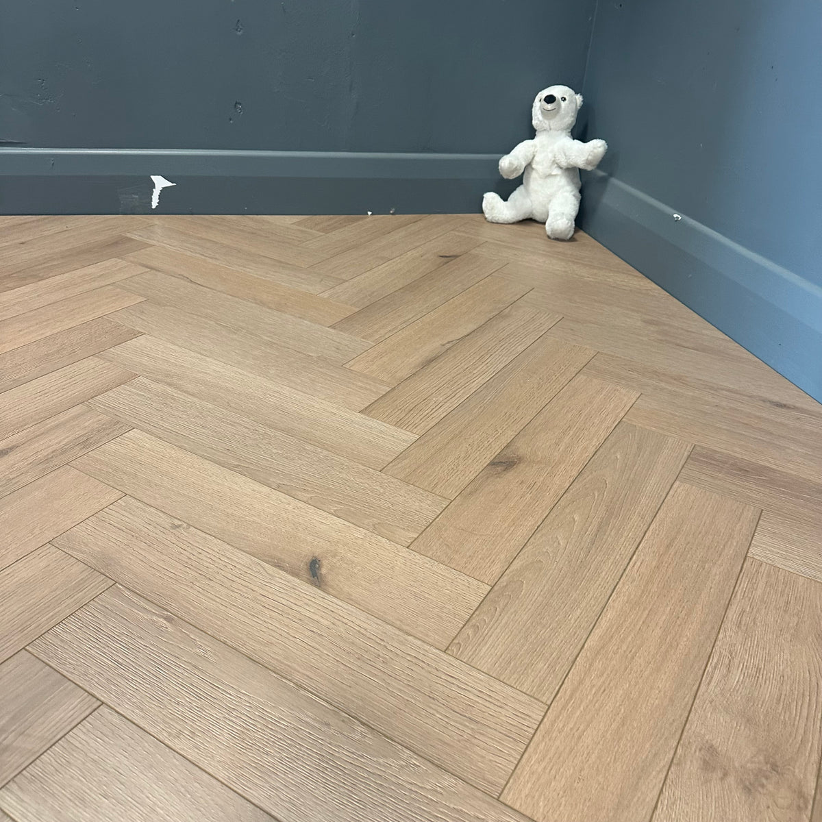 Konig Prestige Forest Oak Herringbone