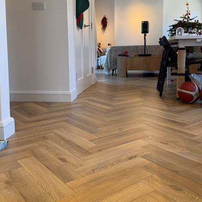 Konig Prestige Farmhouse Oak Herringbone (Laminate Flooring)