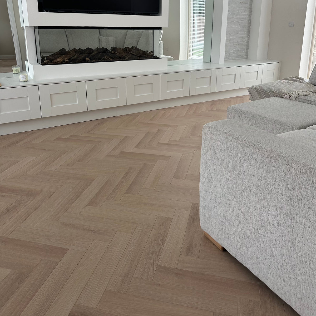 Konig Prestige Light Oak Herringbone (Laminate Flooring) - Wood Floor Store