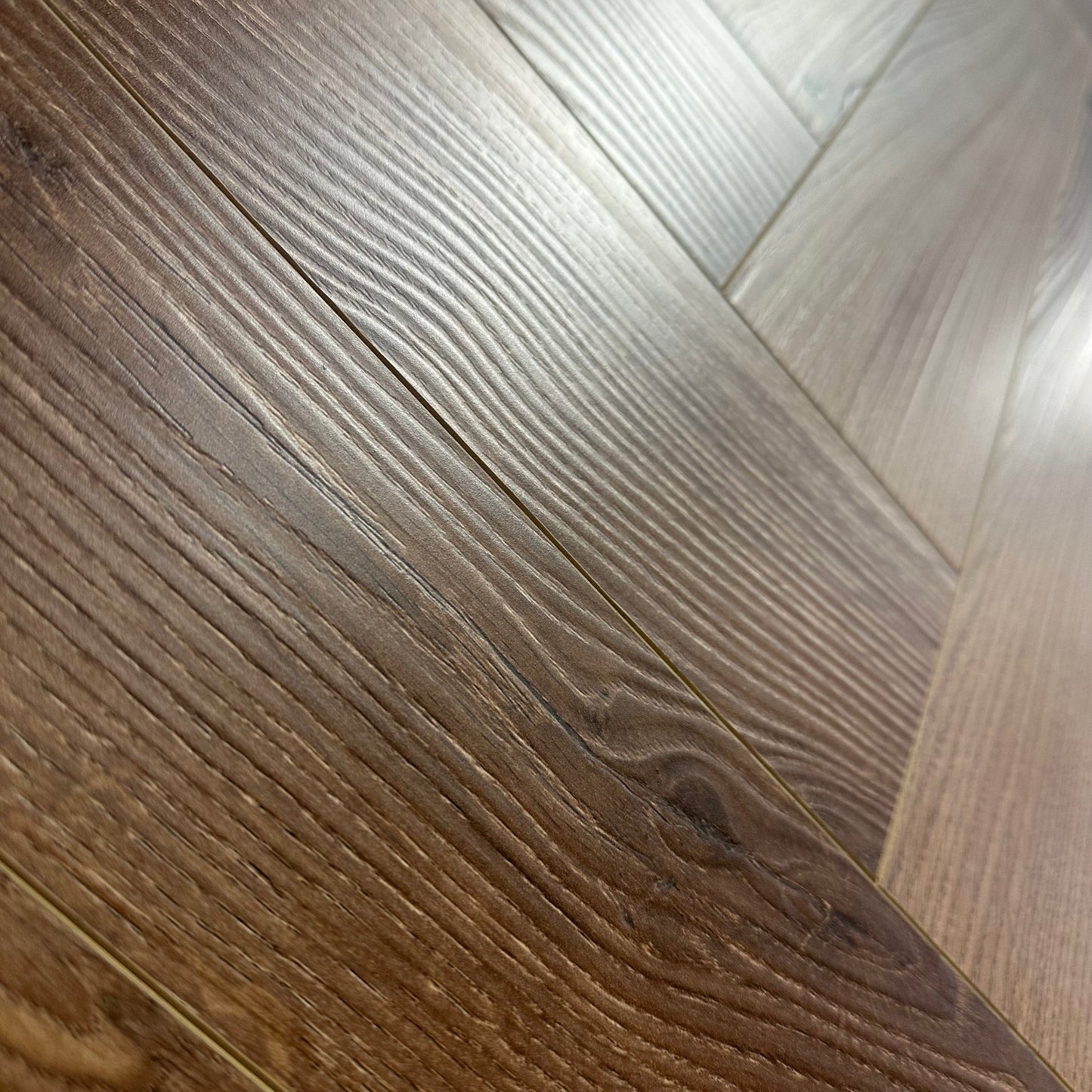 Konig Prestige Mocha Oak Herringbone (Laminate Flooring)