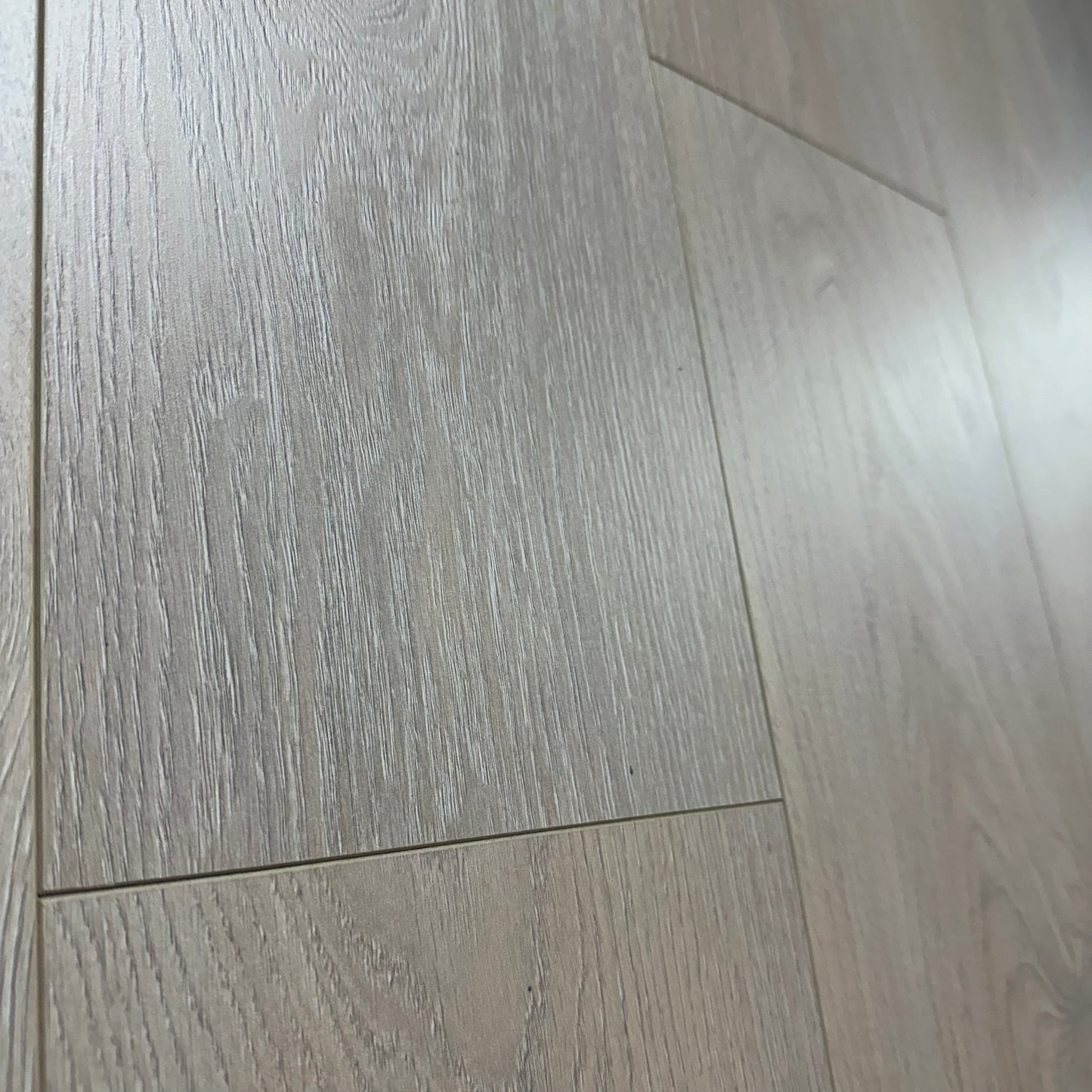 Konig Essence Glazed Oak 8mm (Laminate Flooring)