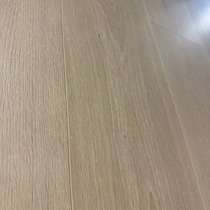 Konig Essence Pro Light Oak 12mm (Laminate Flooring)