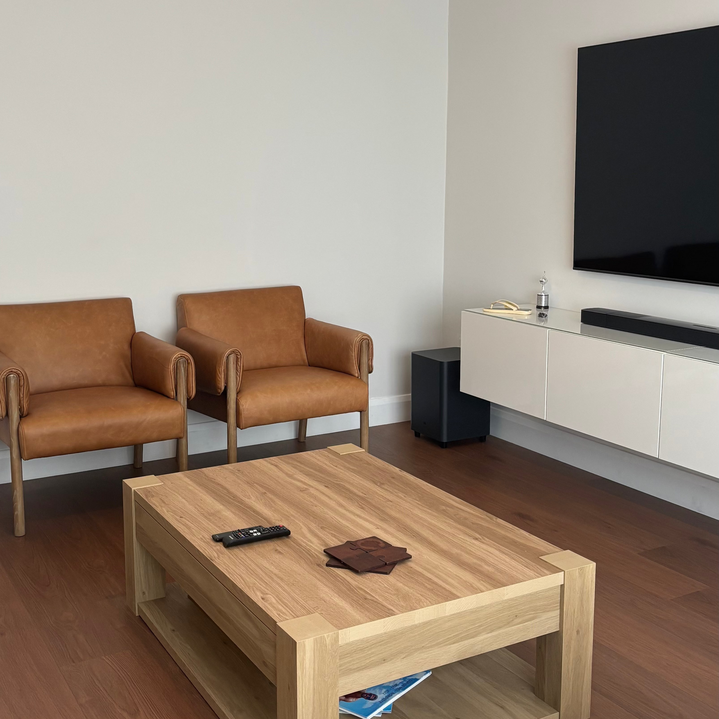 Konig Essence Pro Midnight Oak 12mm (Laminate Flooring)
