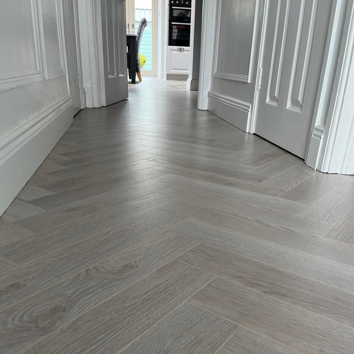 Konig Prestige Urban Oak Herringbone (Laminate Flooring)