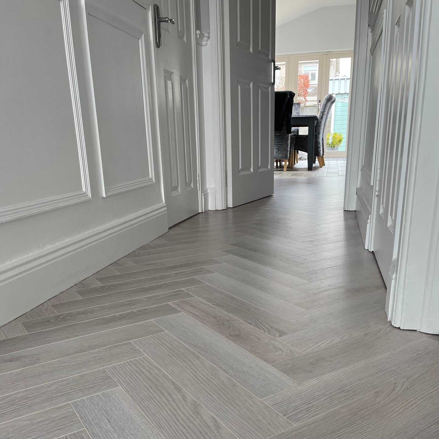 Konig Prestige Urban Oak Herringbone (Laminate Flooring)