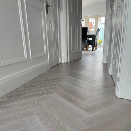 Konig Prestige Urban Oak Herringbone (Laminate Flooring)