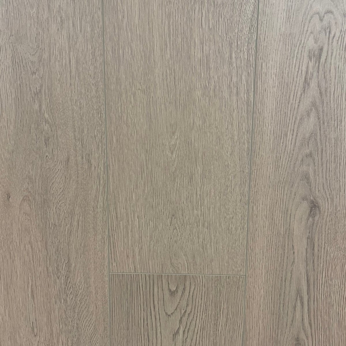 Baum Aqua Plus Heritage Oak Long Plank 12mm - Wood Floor Store