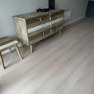 Baum Aqua Plus Pale Oak Long Plank 12mm - Wood Floor Store