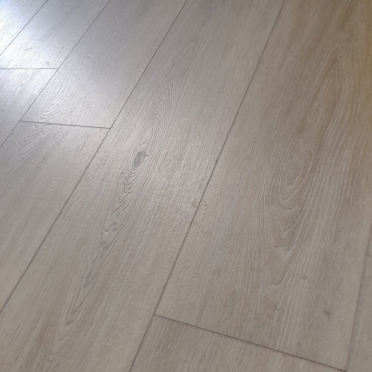 Karna Ivory Oak SPC - Wood Floor Store