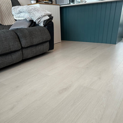 Konig Essence Alaska Oak 8mm - Wood Floor Store