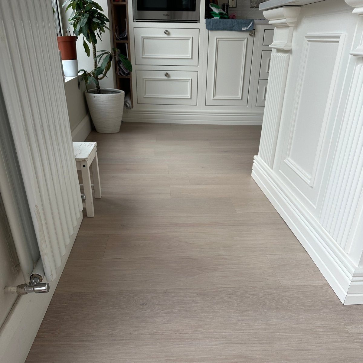 Konig Essence Glazed Oak 8mm - Wood Floor Store