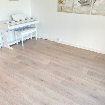 Konig Essence Glazed Oak 8mm - Wood Floor Store