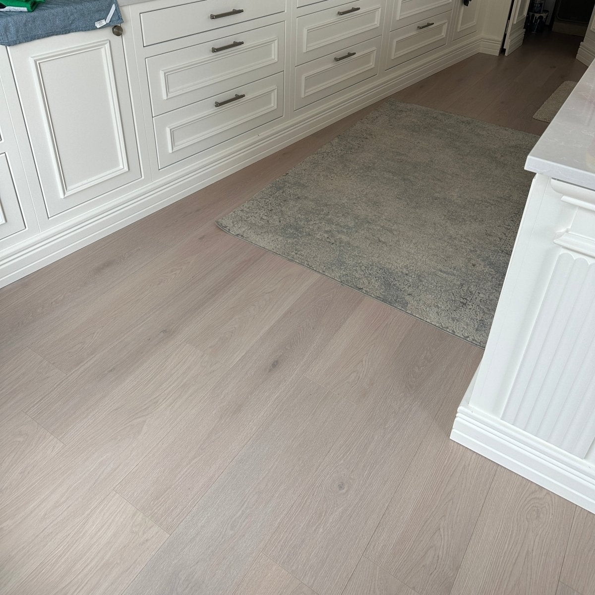 Konig Essence Glazed Oak 8mm - Wood Floor Store