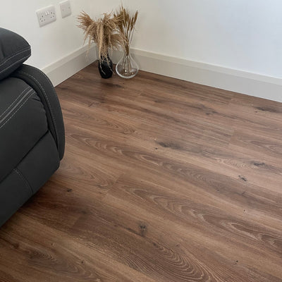 Konig Essence Mocha Oak 8mm - Wood Floor Store