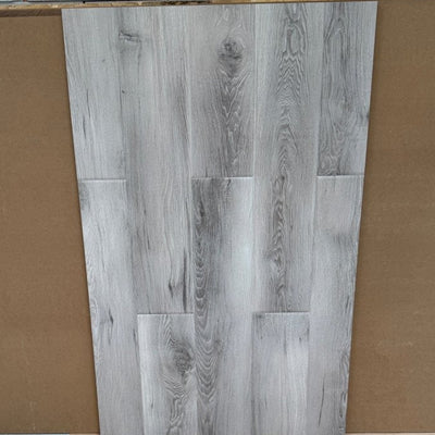 Konig Essence Pro Pearl Oak Gloss 12mm (Laminate Flooring) - Wood Floor Store