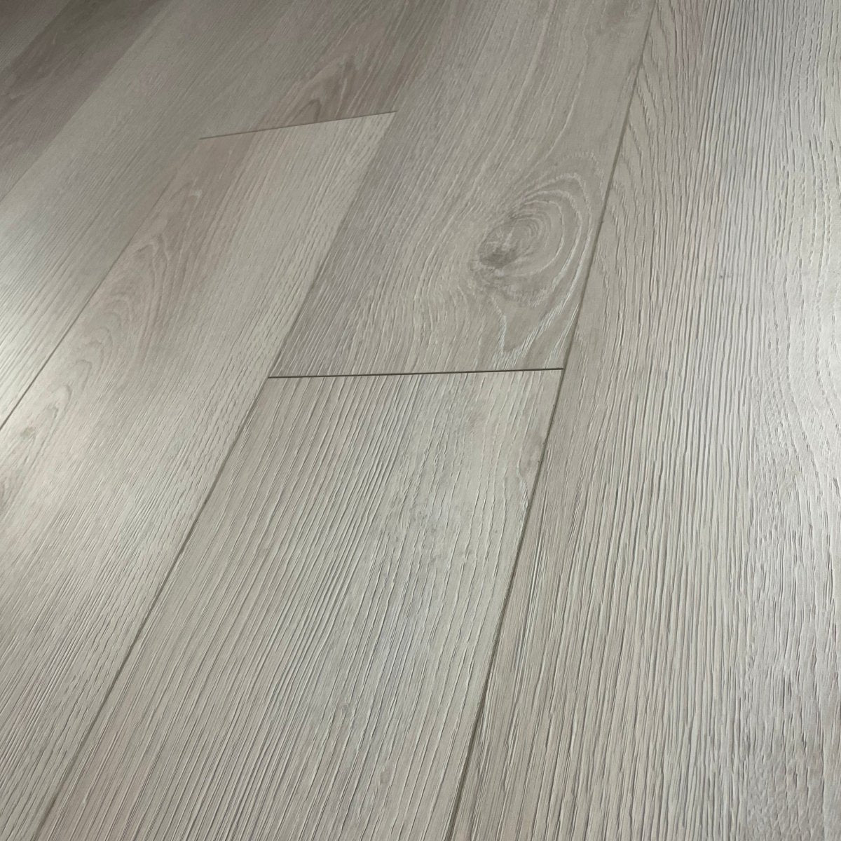 Konig Essence Pro Urban Oak 12mm - Wood Floor Store
