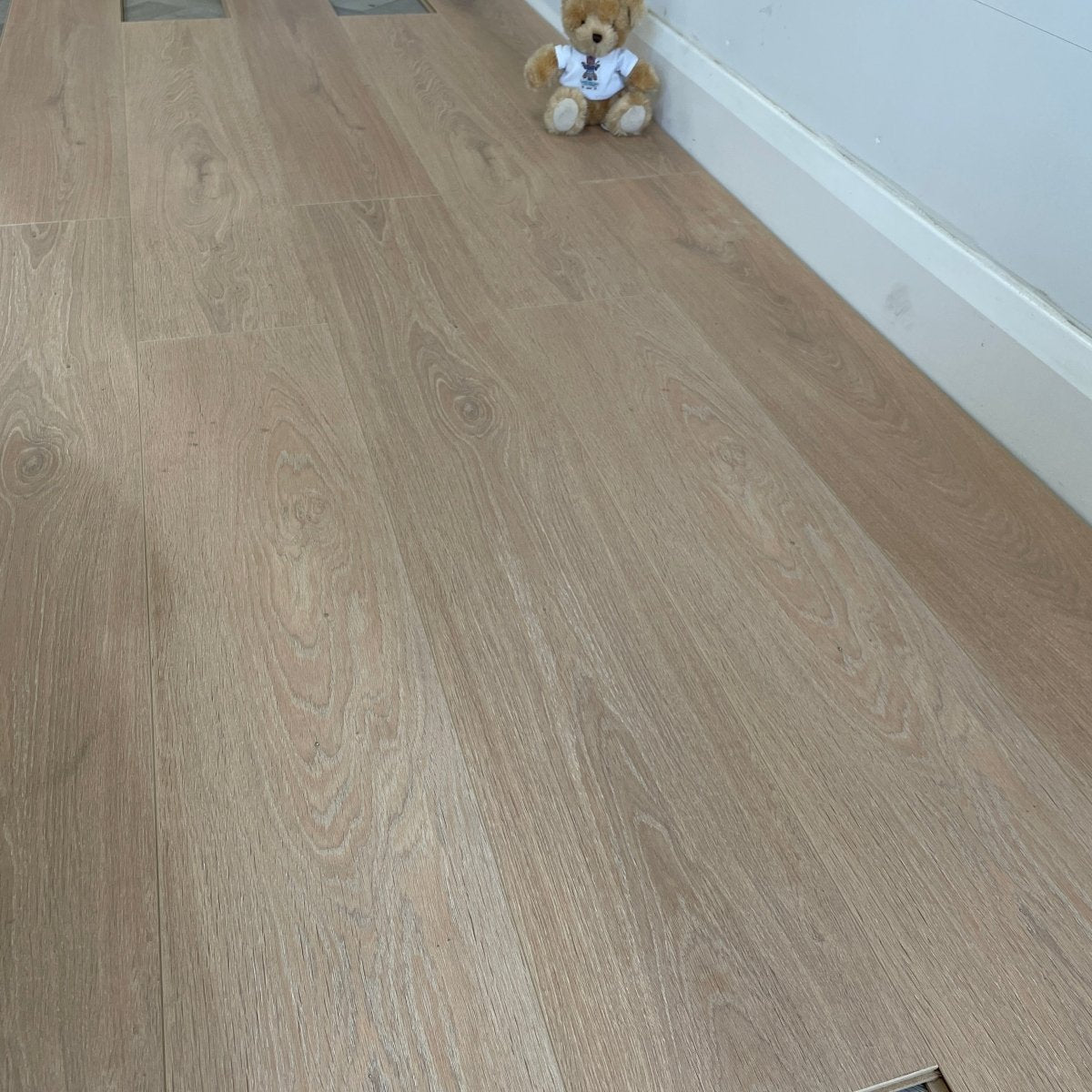 Konig Essence Pro Verona Oak 12mm - Wood Floor Store