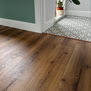 Konig Essence Pro Oak Robust Fumed 12mm (Laminate Flooring)